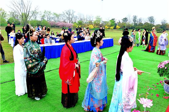 第四屆九龍灣花朝節暨花星球年輕藝術節今起動