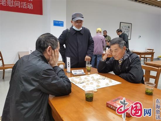 句容：橫馬跳卒，車攻炮轟——老年人象棋團體賽論英雄